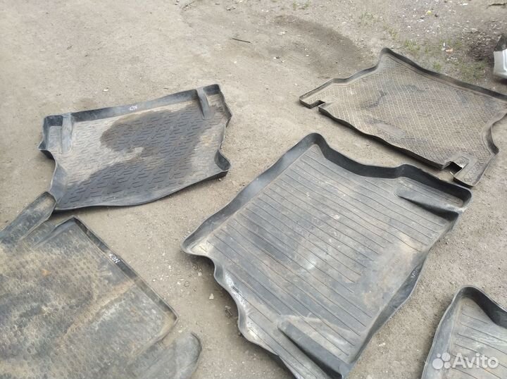 Коврик багажника Дэу Нексия