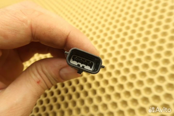 Датчик кислорода LADA Xray второй