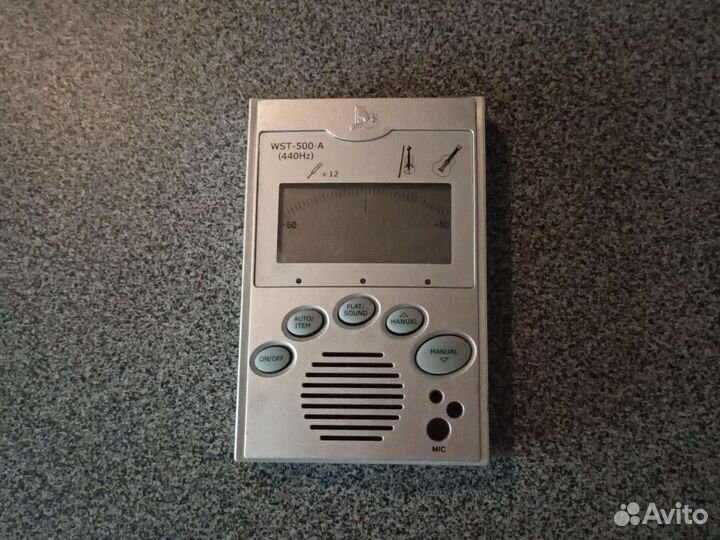 Тюнер для настройки гитары, скрипки