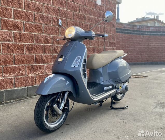 Vespa GTS 250