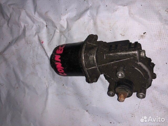 Мотор стеклоочистителя Ford Tourneo Connect I (200