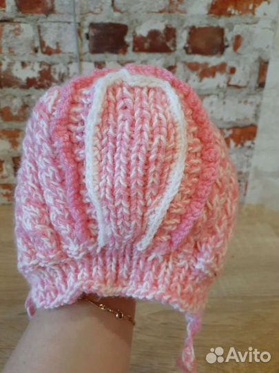 Вязаная шапка для девочки