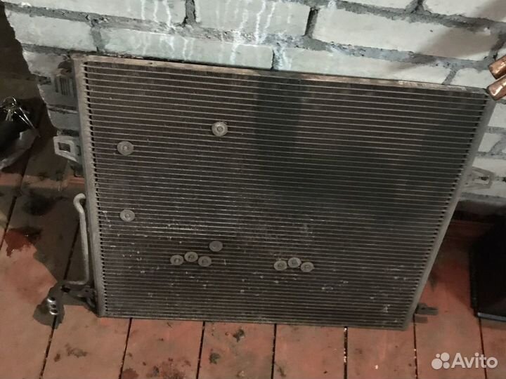 Радиатор кондиционера мерседес мл 164 6.3 амг