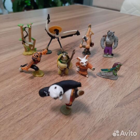 Игрушки из киндер сюрприза