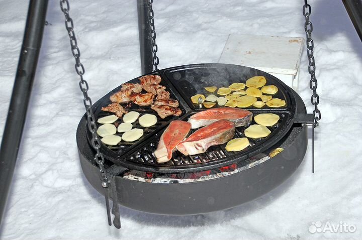 Барбекю мобильное на цепях с костровой чашей