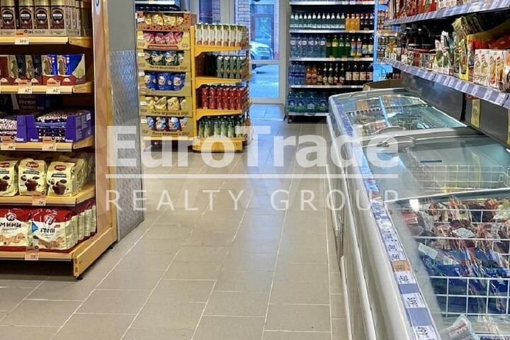 Продам торговое помещение, 631 м²