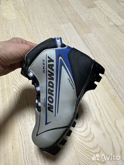 Лыжные ботинки детские 29