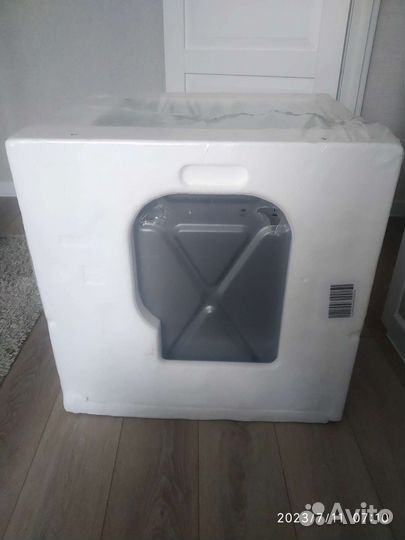 Новый духовой шкаф Electrolux