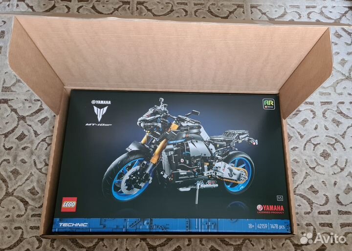 Новый Lego Technic 42159 Yamaha MT-10 SP