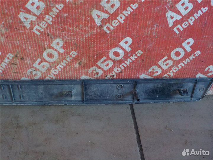 Накладка на порог передняя левая Toyota Rav 4 XA20