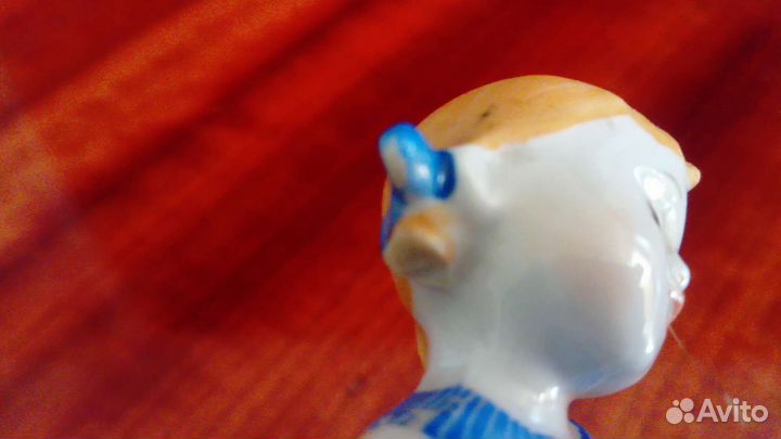 Девочка с мишкой 