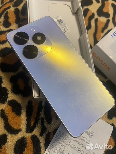 TECNO Spark Go 2024, 4/128 ГБ