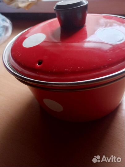 Кастрюля эмалированная с длинной ручкой