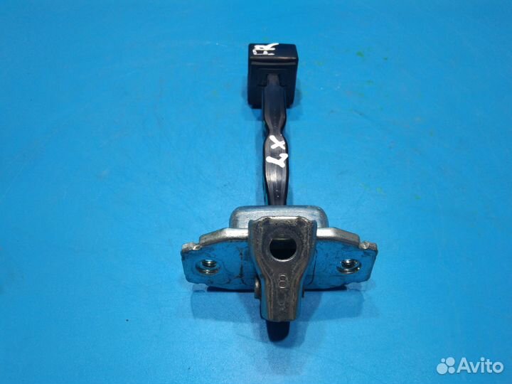 Ограничитель двери передний Mitsubishi Lancer 10