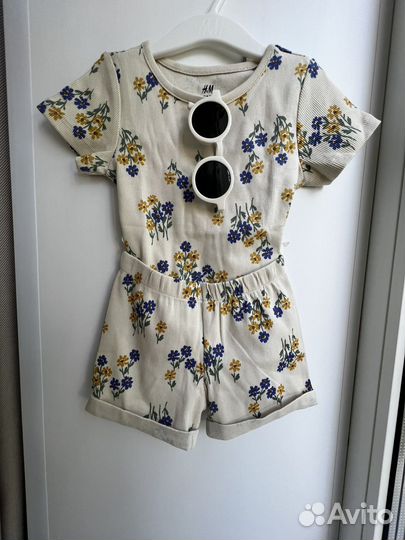 Костюм для девочки H&M 98 новый