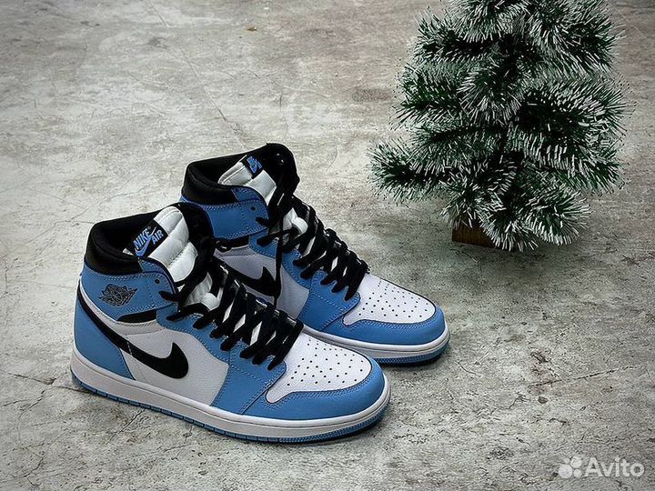 Кроссовки Nike Air Jordan 1 High University Blue