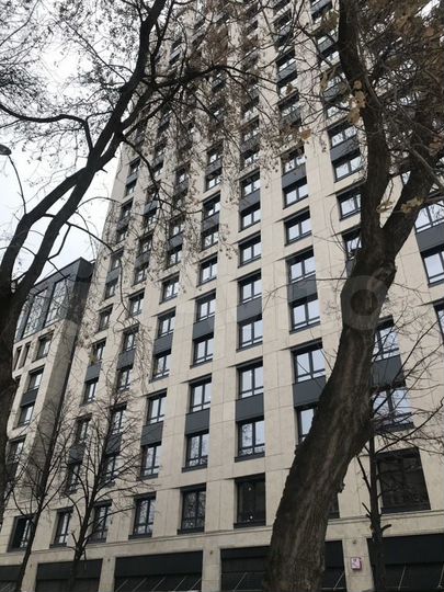 2-к. квартира, 75 м², 12/15 эт.