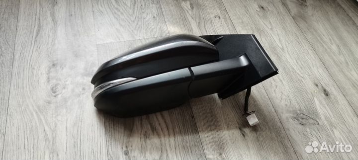 Зеркало правое Toyota RAV4 CA40 2015г