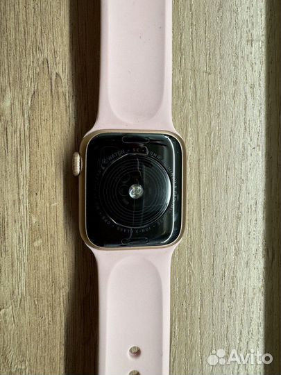 Часы apple watch se 40mm