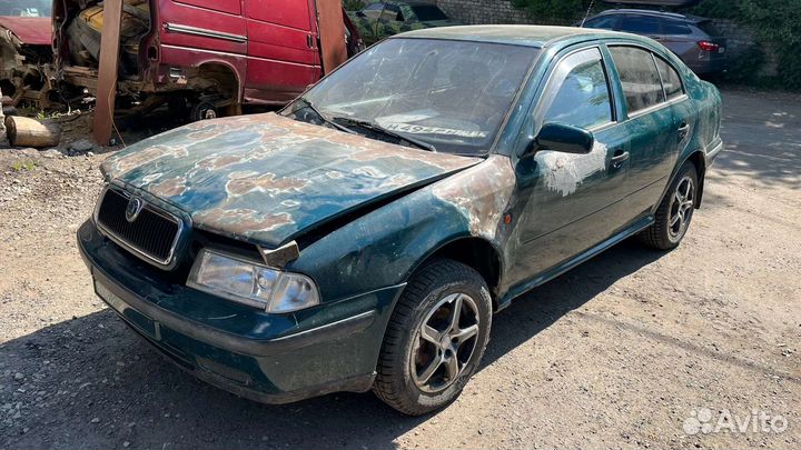 Разбор Шкода Октавия а4 (двигатель AEE)