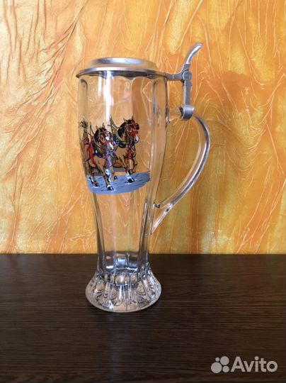 Пивная кружка с крышкой