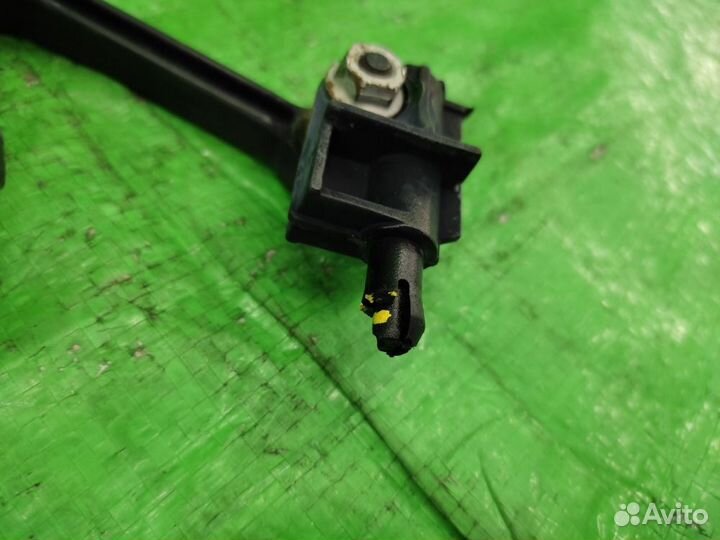 Датчик высоты дорож. просв. п/л Touareg/Cayenne/Q7