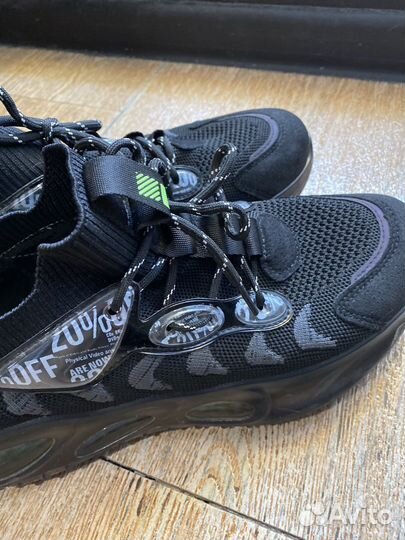 Кроссовки мужские на 42 размер