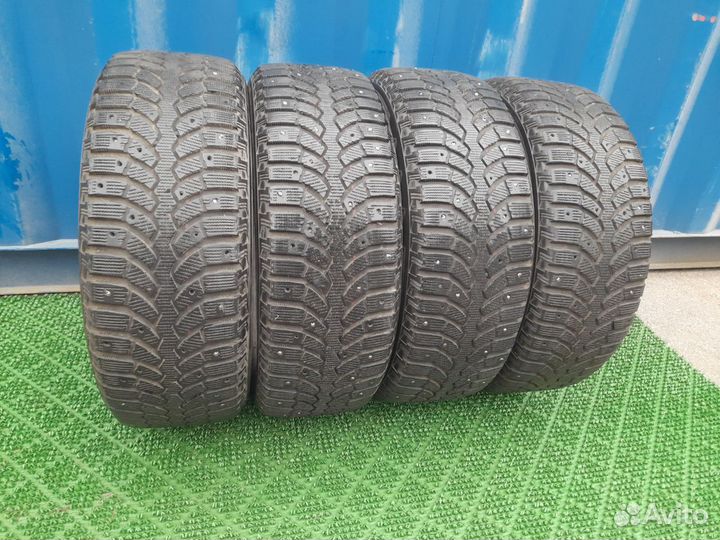 Bridgestone Blizzak Spike-01 205/60 R16 103T