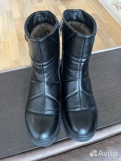 Ботинки зимние женские