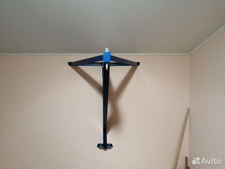 Кронштейн для боксерского мешка