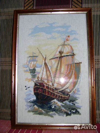 Картина вышивка в рамке 