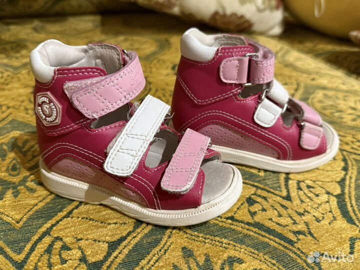 Антиварусные сандали