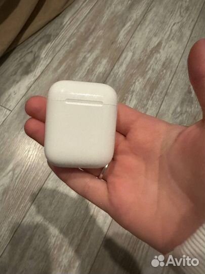 Беспроводные наушники apple airpods 1