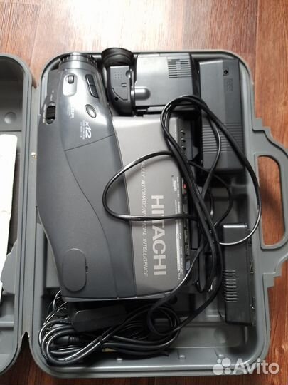 Видеокамера hitachi