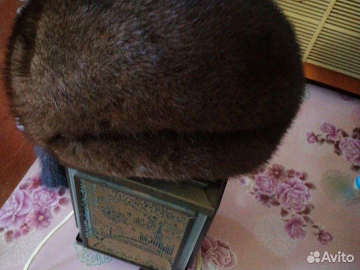 Женская норковая шапка