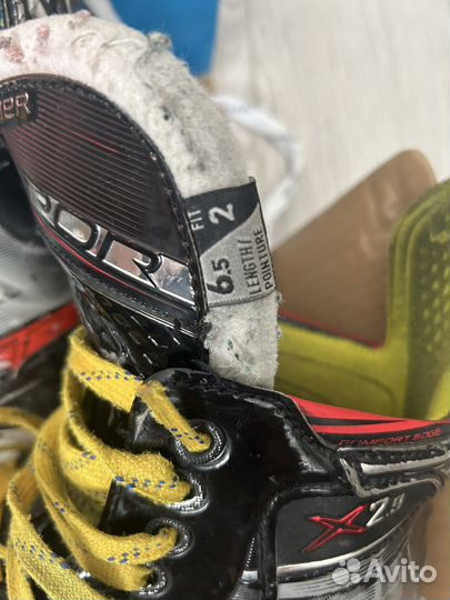 Хоккейные коньки бауэр