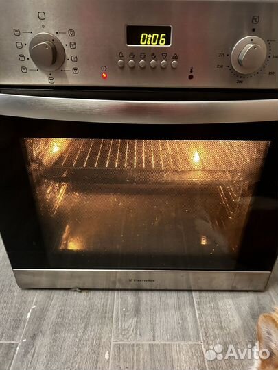 Духовой шкаф electrolux