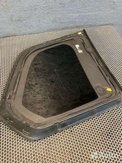 Форточка кузова задняя левая Bmw X7 G07 M-pack