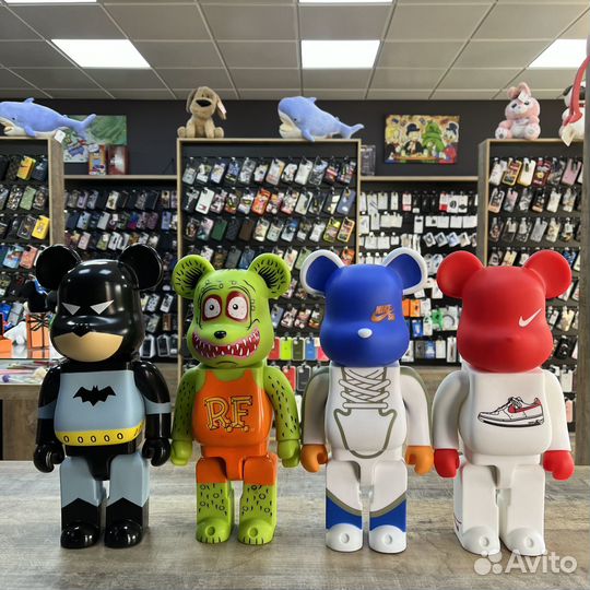 Фигурки bearbrick и kaws