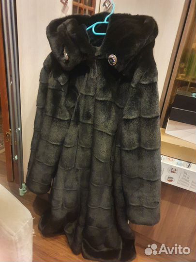 Продам новую шубу,54р