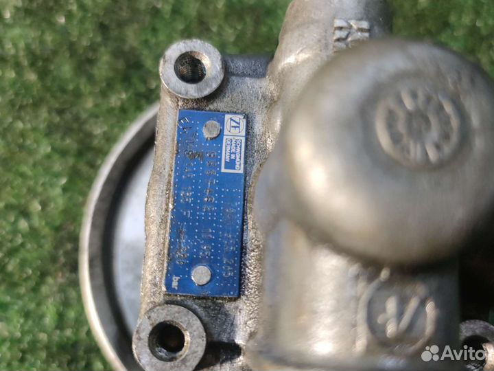 Насос гур Audi 100 C4 2,8