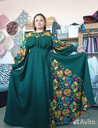 Платье с элементами русской народной росписи