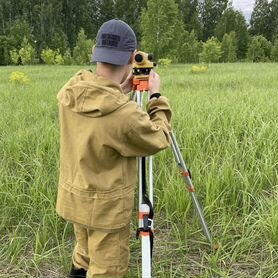 Техник-аэрофотогеолезист или помощник геодезиста