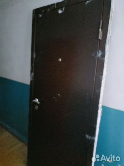 Дверь входная металлическая