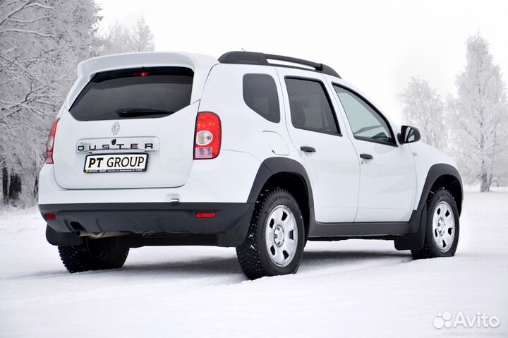 Расширители на колесные арки Renault Duster