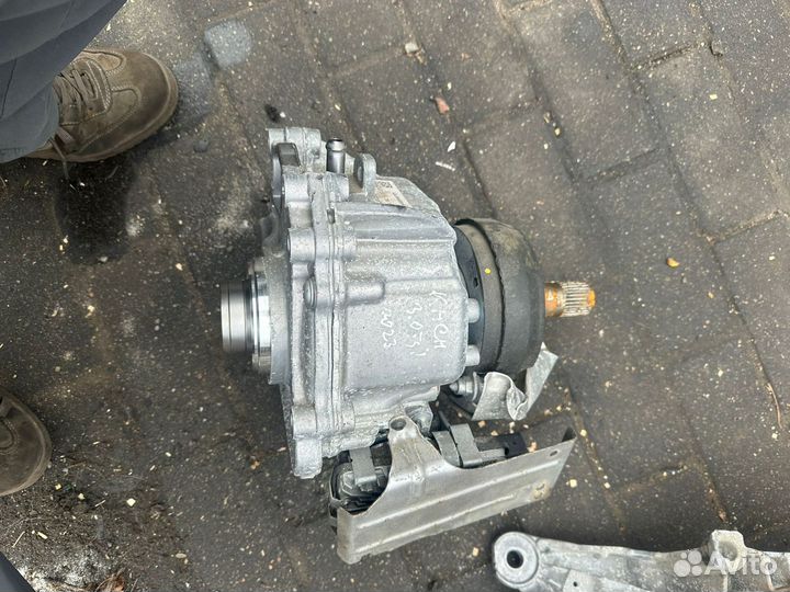 Раздаточная коробка Porsche cayenne 2022 0f2341012