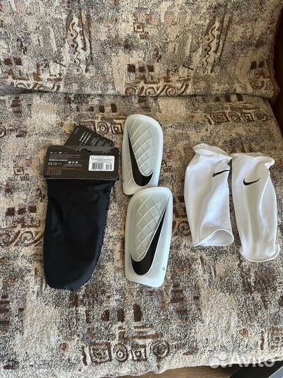 Щитки nike mercurial lite