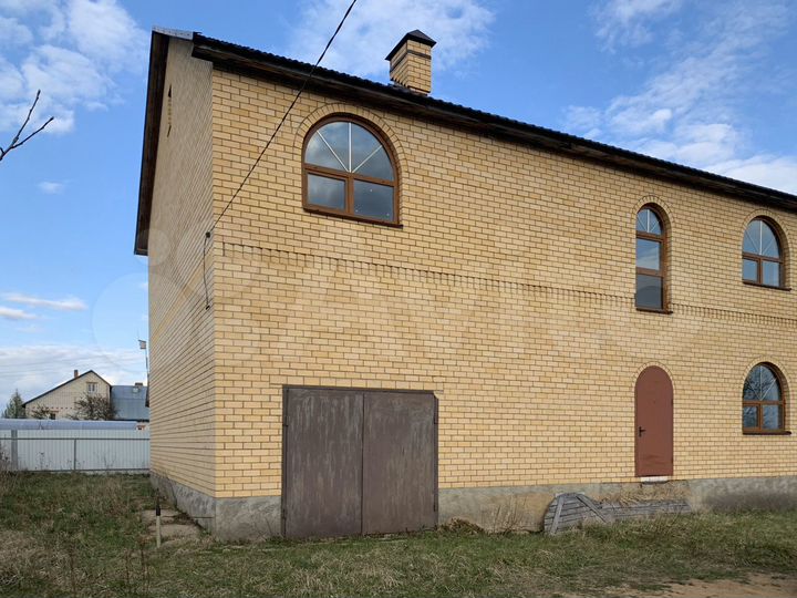 Дом 240 м² на участке 10 сот.