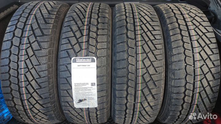 Gislaved Nord Frost 200 205/50 R17 93T