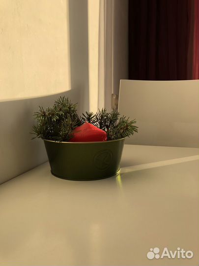 Новогдний декор Yves Rocher